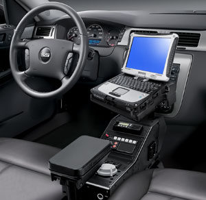 Panasonic Toughbook Cf-20 in police crusier